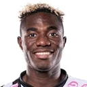 Moses Usor — Tiền đạo, LASK
