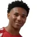 Lucas Griffiths-Brown — Hậu vệ, Swindon Town