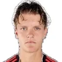 Christian Prenaj — Tiền vệ, Eintracht Frankfurt